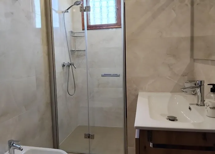 Milvaques دينايا